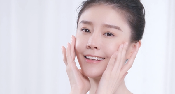 护肤用品洗面奶广告拍摄